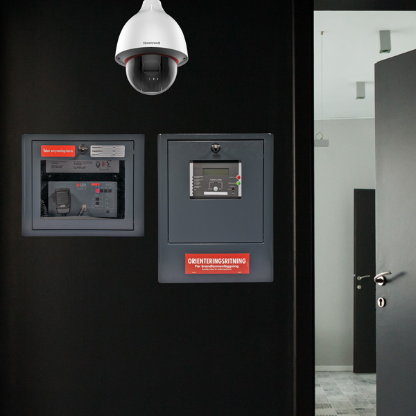 svartvägg_LDA_Securiton_kamer_utn_600